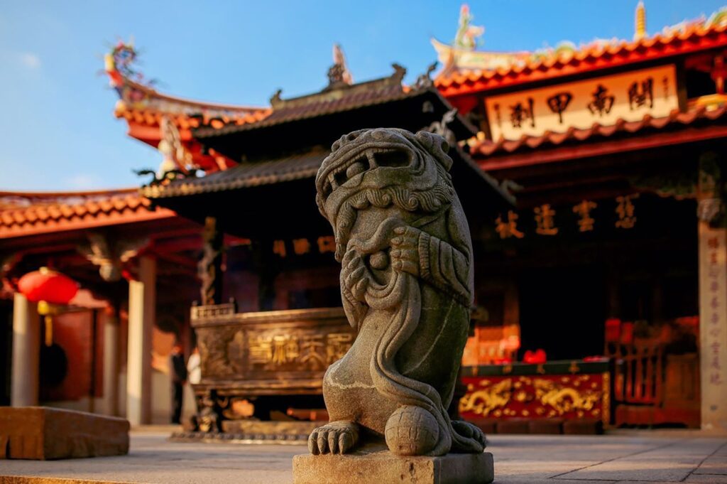 The Art of War Book Review: What Sun Tzu Thinks About Wars